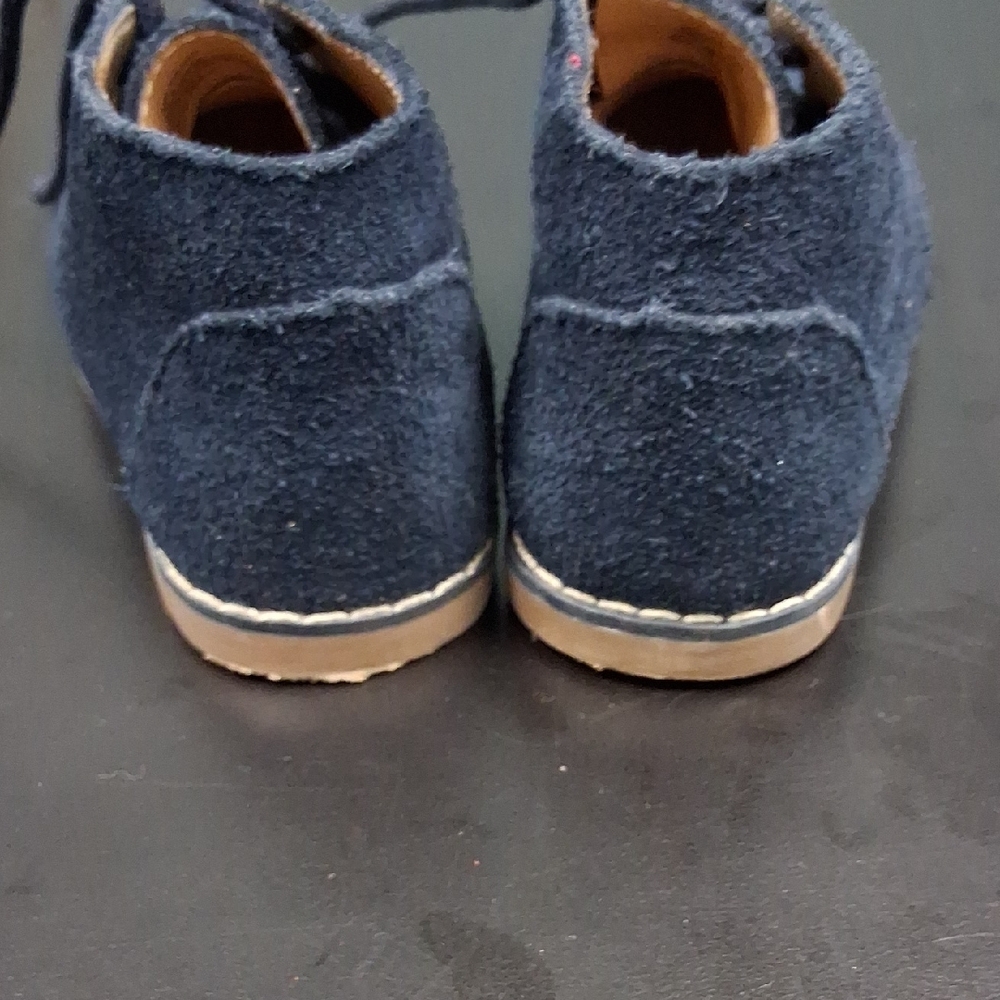 Janie and Jack Kids Suede Chukka Boots in Tan and Navy - Picture 10 of 12